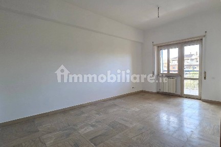 Bilocale viale Ammiraglio del Bono 18, Ostia Levante, Roma