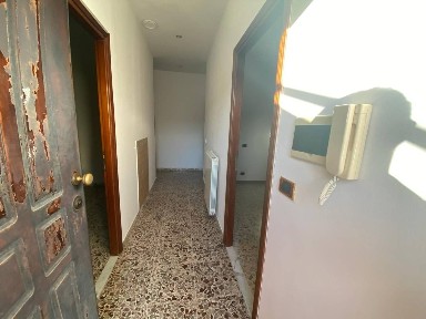 Trilocale via Paluzzetti, Somaschi, Fontana di Papa, Ginestreto, Ariccia