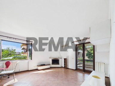 Trilocale via Domenico Falcioni 56, La Storta, Roma
