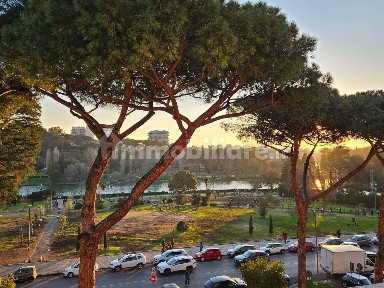 Bilocale viale America, Eur, Roma
