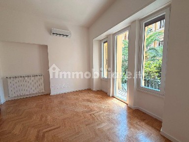 Bilocale via Toscana, Vittorio Veneto, Roma