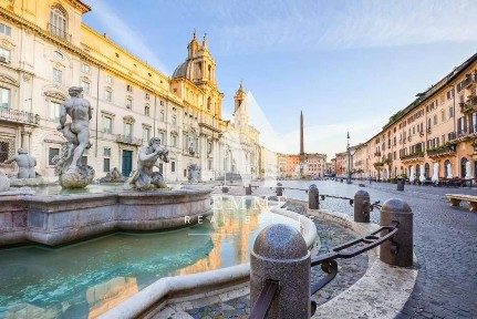Trilocale via del Governo Vecchio, Piazza Navona, Roma