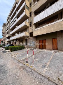 Trilocale via Venezia 15, Centro, Nettuno