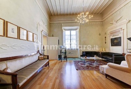 Appartamento piazza di Campitelli, Largo Argentina, Roma