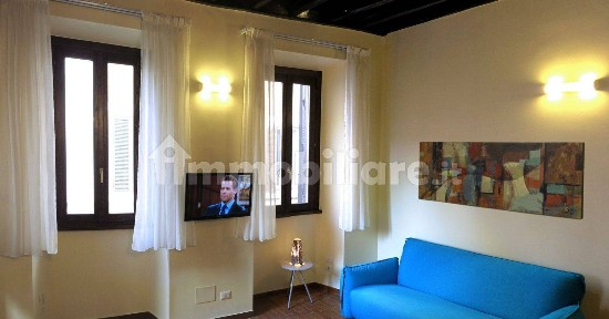 Roma, Trevi, Via di Santa Maria in Via