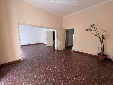 Quadrilocale via Giacomo Leopardi 28, Corso Italia - Europa, Catania