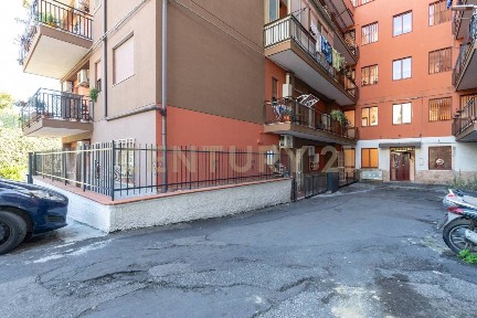 Bilocale via Balatelle 18, Centro, San Giovanni la Punta