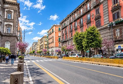 Bilocale corso umberto 74, Centro Storico, Napoli