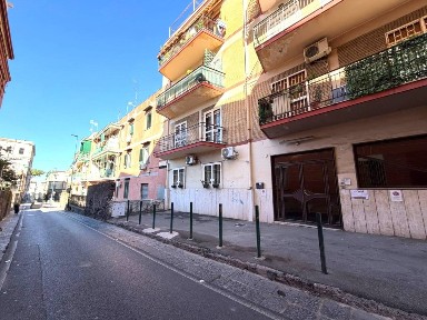 Portici, Via Picenna, 81