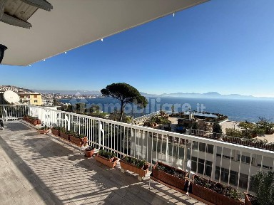 Appartamento via Francesco Petrarca 141, Posillipo, Napoli