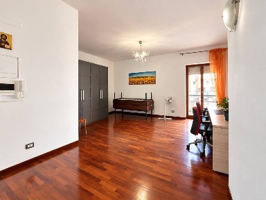 Quadrilocale viale Colli Aminei 491, Colli Aminei - Capodimonte, Napoli
