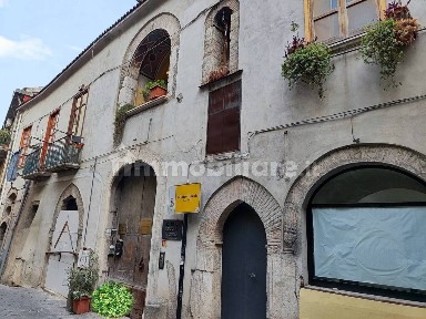Appartamento via Giuseppe Manciotti, Centro Storico, Benevento