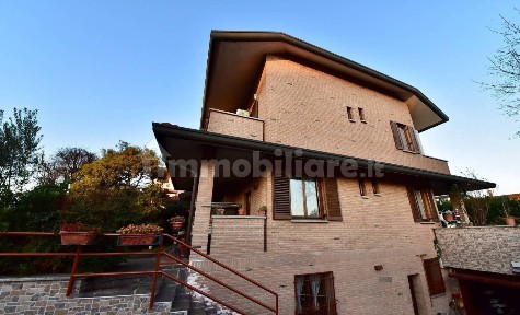 Villa unifamiliare via della Repubblica, Altopiano, Baruccana, Seveso