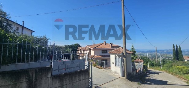 Appartamento via Delcogliano raffaele snc, Centro, San Nazzaro