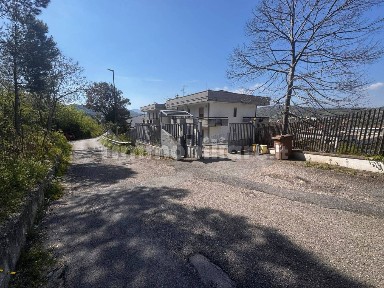 Trilocale via Fontanelle, Mulini, Porta Rufina, Benevento