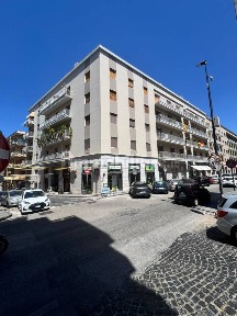 Quadrilocale via Giuseppe Pasquali, Centro Storico, Benevento