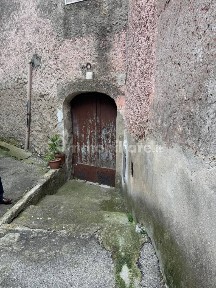 Bilocale da ristrutturare, su più livelli, Frasso Telesino