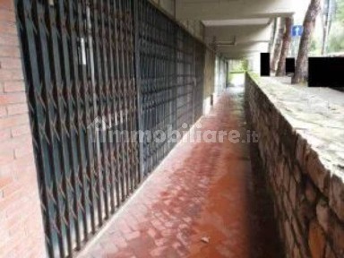 Magazzino all'asta via Don Giovanni Minzoni San c., Carrara