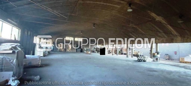 Magazzino all'asta via del Cesarino 24, Massa