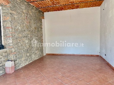 Serravalle Pistoiese, Piazza Antonio Gramsci, 29