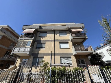 Mansarda via Antonio Canova 2, Centro, Latina