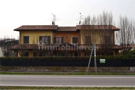 Villetta a schiera all'asta via 25 Aprile 7/A, Costermano sul Garda