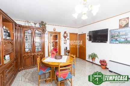 Villa a schiera via Generale Carlo Alberto dalla Chiesa, Centro, Pescantina