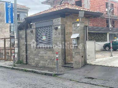 Locale commerciale in Affitto
