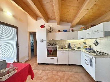Trilocale ottimo stato, secondo piano, Q3, Ancona