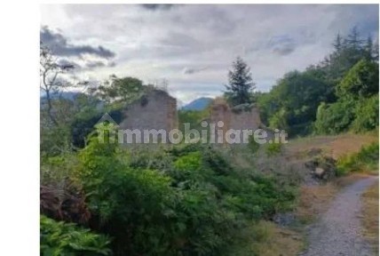 Rustico - casale all'asta frazione Tuseggia 22, Camerino