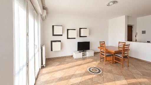 Trilocale via Maestra 81A, Torrion Quartara, Novara