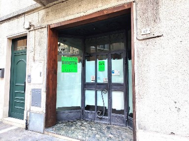 Locale commerciale in Affitto