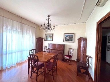 Appartamento via Monte Grappa, Repubblica, Prato