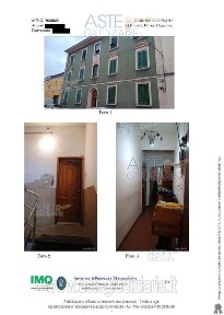 Prato, Sacrocuore, Porto VIA VINCENZO DA FILICAIA, 34/2