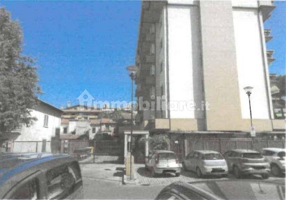 Appartamento all'asta via Bologna, Prato