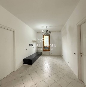 Trilocale via di Reggiana 110, San Giusto, Prato