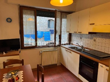 Appartamento buono stato, primo piano, Petriccio - Acquacalda, Siena