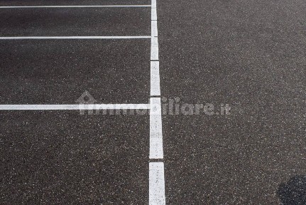 Magazzino all'asta, Potenza