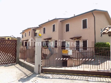 Villa a schiera via Nazario Sauro 129, Centro, Brugherio