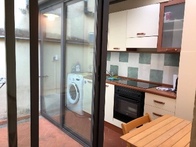 Bilocale ottimo stato, quarto piano, Piazza della Sala, Pistoia