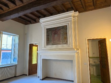 Trilocale via Vittorio Emanuele II 67, Centro Storico, Chieri