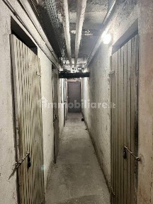 Magazzino - Deposito in Vendita