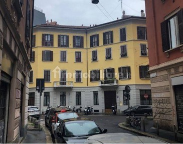 Milano, Moscova, Via Pontida, 1