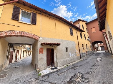 Rustico via Piave 21/a, Oreno, Velasca, Vimercate