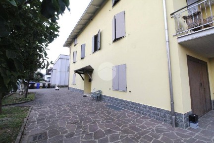 Langhirano, Via Don Corchia, 11
