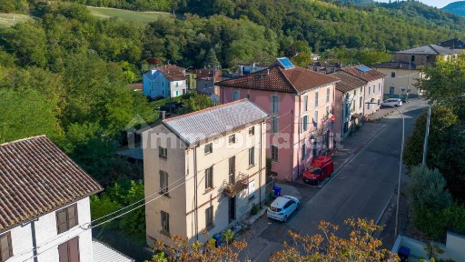 Terratetto unifamiliare via dei patrioti 79, Centro, Salsomaggiore Terme