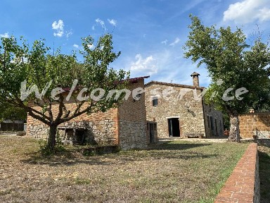 Casale, ottimo stato, 150 m², Todi