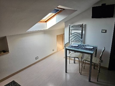 Alba, Via Caduti sul Lavoro, 4
