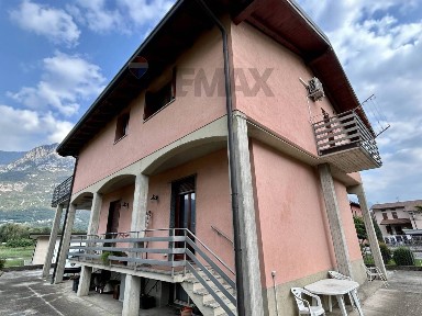 Villa bifamiliare, buono stato, 100 m², Centro, Pian Camuno