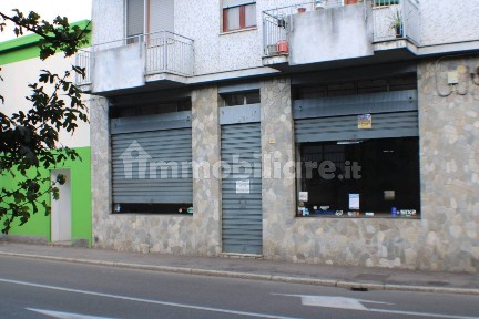 Locale commerciale in Vendita